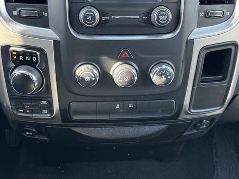 Used 2019 RAM 1500 Classic SLT image 5