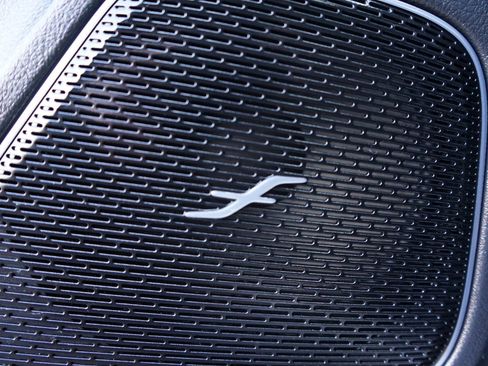 Used 2025 Mercedes-Benz CLA 250 CLA250 w/ Exclusive Package image 19