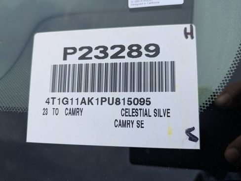 Used 2023 Toyota Camry SE image 32