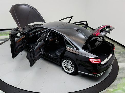 Used 2019 Audi A8 L 3.0T w/ Executive Package image 41