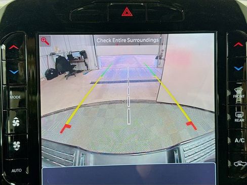 Used 2025 RAM 2500 Big Horn image 14