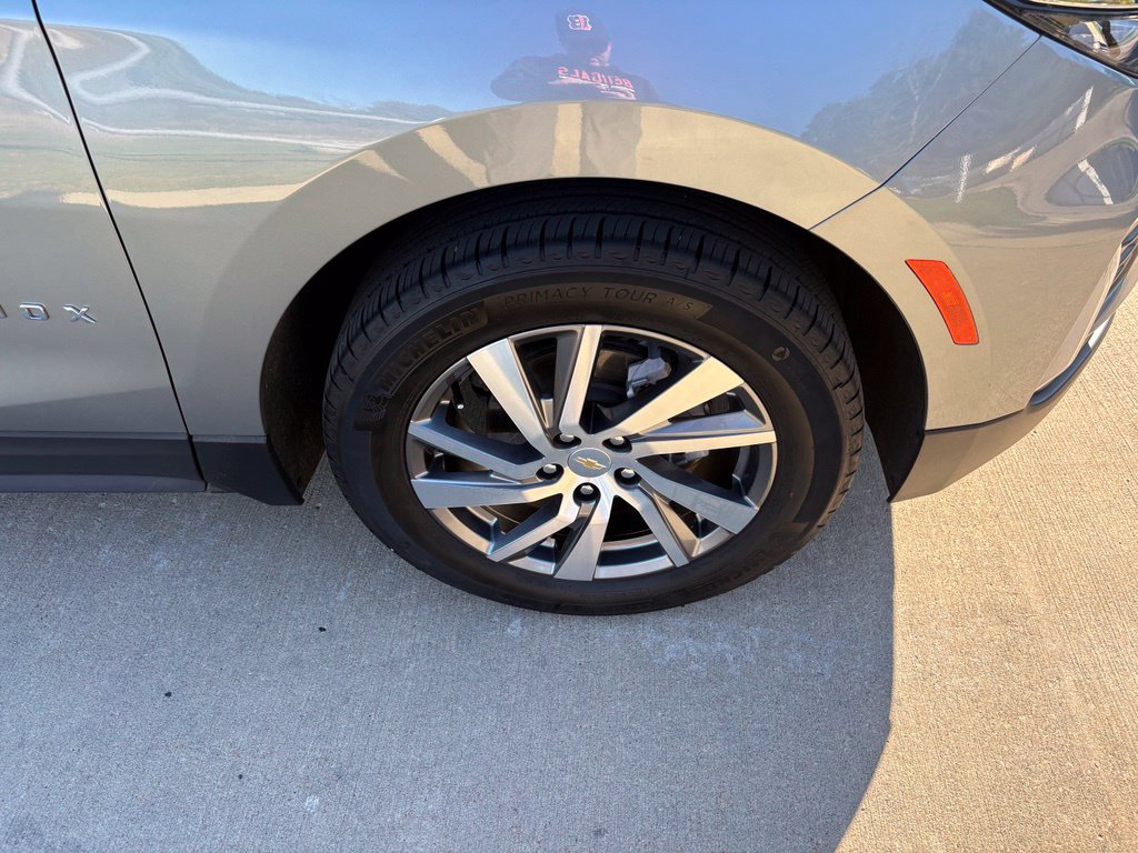 Used 2024 Chevrolet Equinox LT w/ LPO, Floor Liner Package FWD image 50