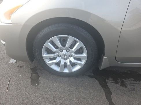 Used 2015 Nissan Altima 2.5 S w/ Power Driver Seat Package image 11