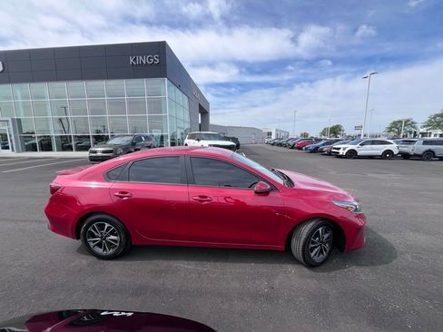Certified 2024 Kia Forte LXS w/ LXS Technology Package FWD image 3