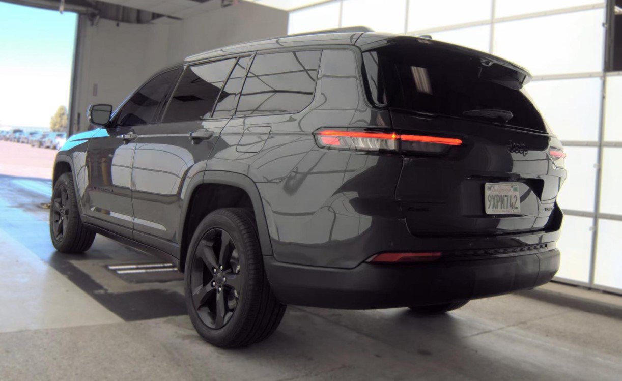 Used 2025 Jeep Grand Cherokee L Limited w/ Luxury Tech Group II AWD/4WD image 6