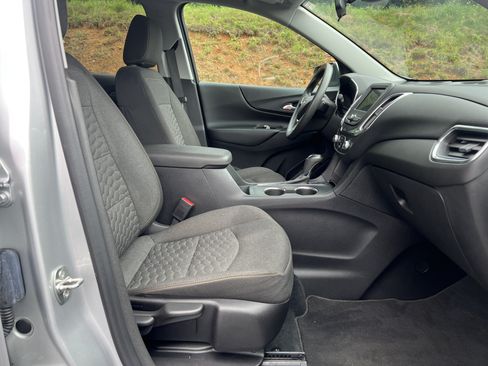 Used 2020 Chevrolet Equinox LT AWD/4WD image 18