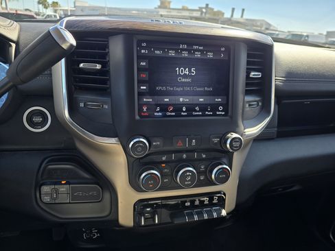 Used 2020 RAM 2500 Laramie image 14