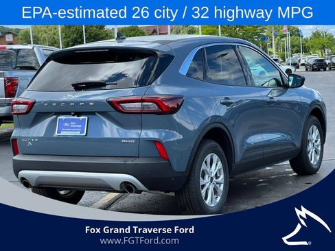Used 2023 Ford Escape Active w/ Tech Pack #1 AWD/4WD image 7