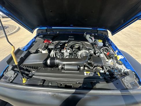 Used 2021 Jeep Wrangler Unlimited Sport image 29