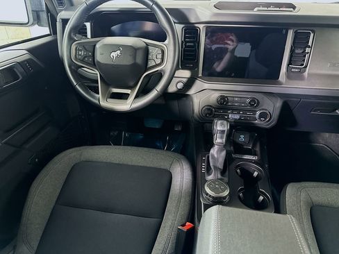 Used 2025 Ford Bronco Big Bend AWD/4WD image 17