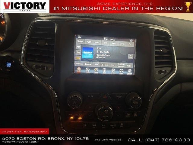 Used 2021 Jeep Grand Cherokee Laredo AWD/4WD image 41