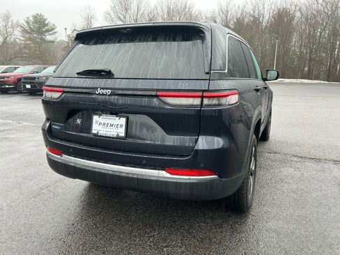 Used 2023 Jeep Grand Cherokee 4WD 4xe w/ Luxury Tech Group II image 5