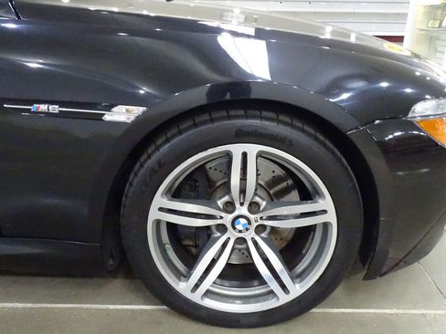 Used 2007 BMW M6 Convertible RWD image 34