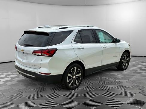 Used 2023 Chevrolet Equinox Premier AWD/4WD image 5