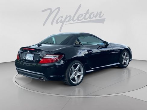 Used 2013 Mercedes-Benz SLK 350 image 6