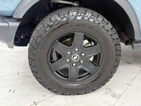 Used 2022 Ford Bronco Black Diamond AWD/4WD image 17