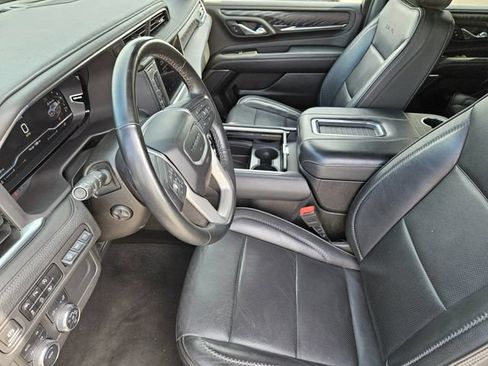 Used 2023 GMC Yukon Denali AWD/4WD image 14