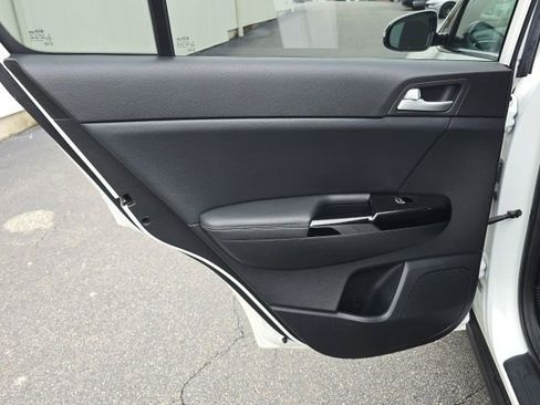 Used 2018 Kia Sportage EX AWD/4WD image 19