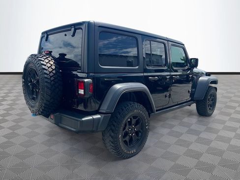 Used 2023 Jeep Wrangler Unlimited w/ Cold Weather Group AWD/4WD image 6