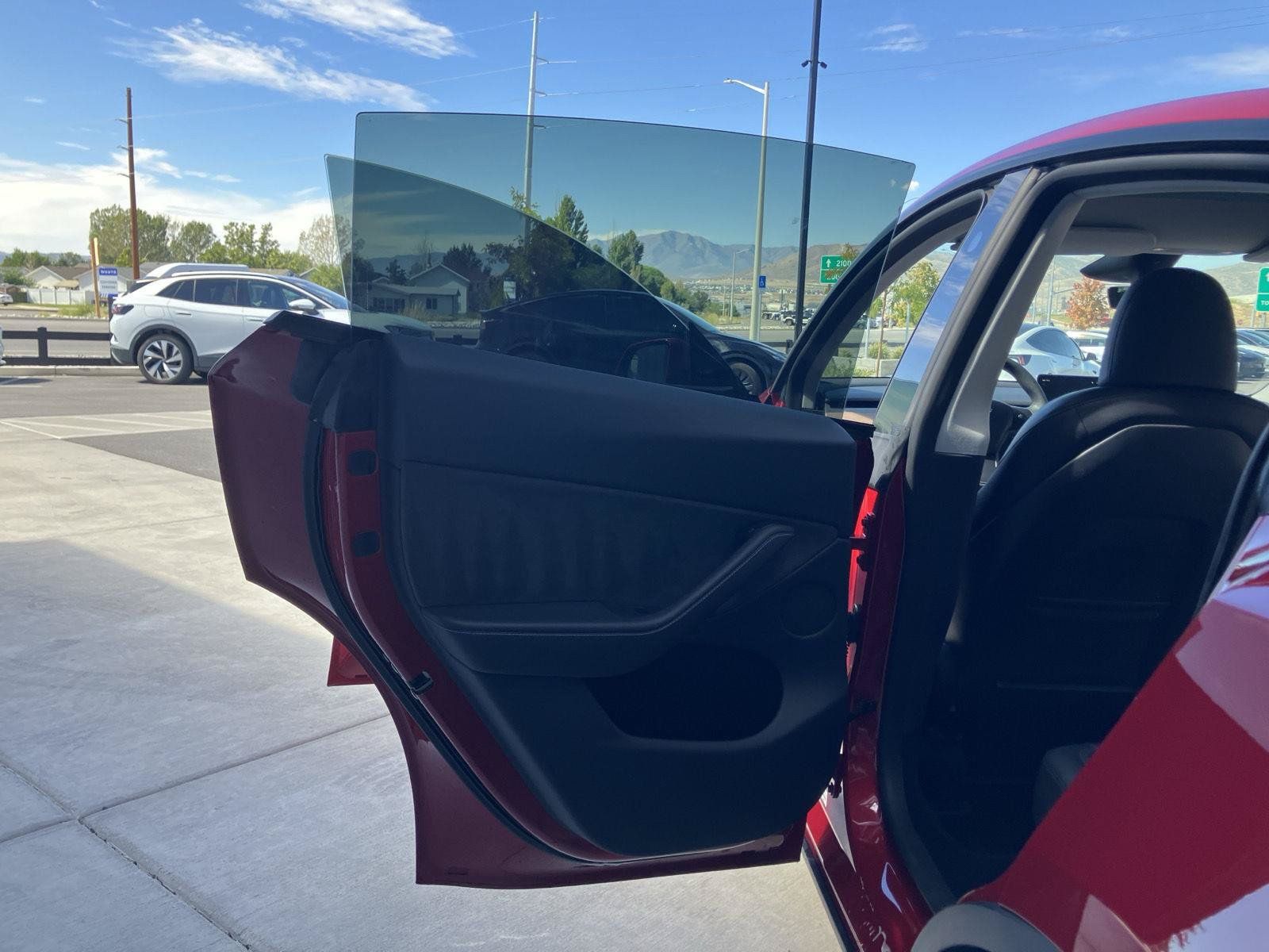 Used 2023 Tesla Model Y Long Range AWD/4WD image 13