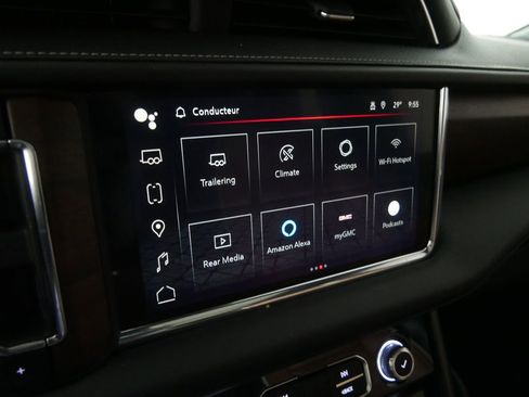 Used 2024 GMC Yukon Denali Ultimate image 31