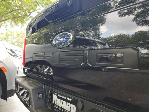 Used 2023 Ford F150 Lariat w/ Equipment Group 502A High AWD/4WD image 7