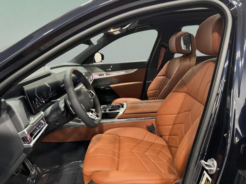 New 2025 BMW 760i xDrive image 25