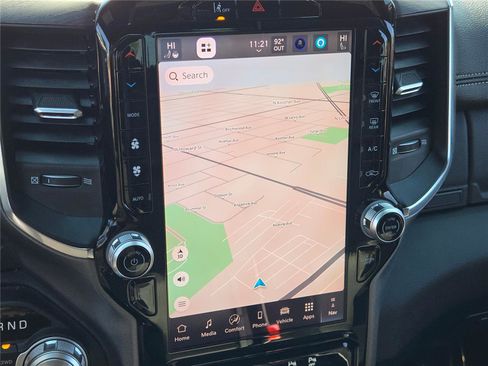 Certified 2025 RAM 1500 Laramie image 30