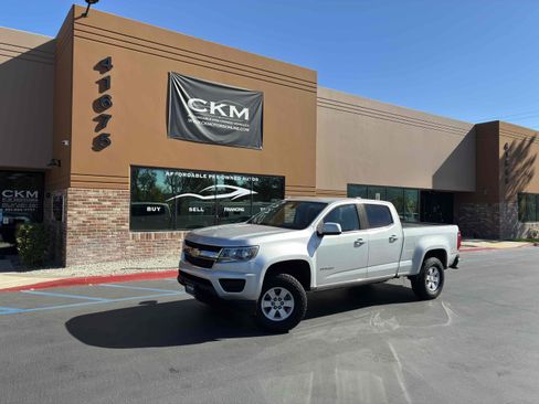 Used 2017 Chevrolet Colorado W/T w/ WT Convenience Package image 2