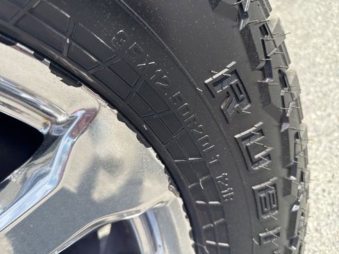 Used 2017 Ford F250 Lariat w/ Lariat Ultimate Package image 35