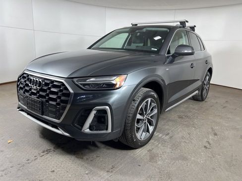 Certified 2022 Audi Q5 2.0T Premium Plus image 3