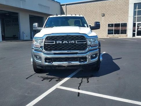 New 2024 RAM 5500 SLT w/ Quick Order Package 2YG SLT AWD/4WD image 2