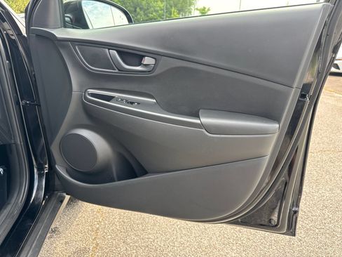 Used 2023 Hyundai Kona SEL AWD/4WD image 14