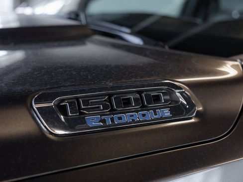 Used 2023 RAM 1500 Big Horn AWD/4WD image 9