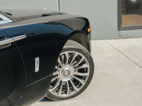 Used 2018 Rolls-Royce Dawn image 43