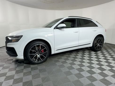 Used 2021 Audi Q8 Premium Plus w/ Premium Plus Package image 19
