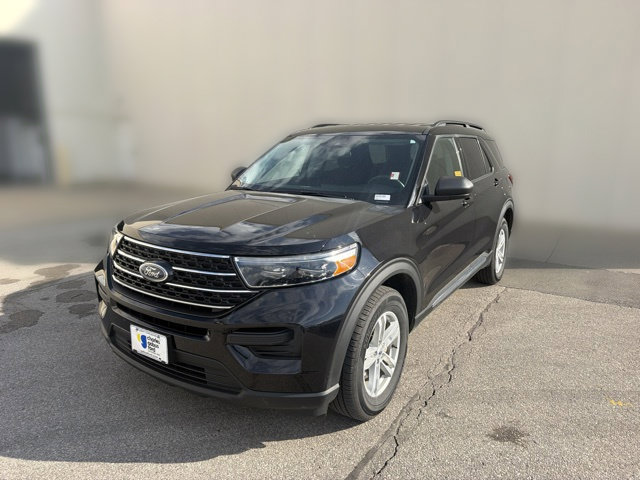 Used 2023 Ford Explorer XLT AWD/4WD image 13