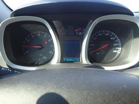 Used 2014 Chevrolet Equinox LS FWD image 17
