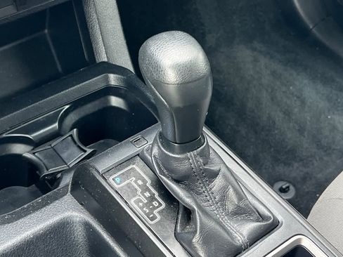Used 2020 Toyota Tacoma SR w/ SR Convenience Package RWD image 26