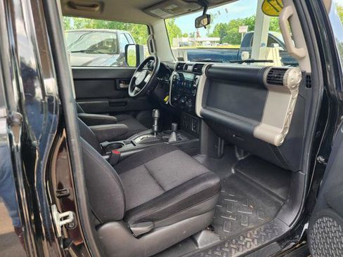 Used 2007 Toyota FJ Cruiser 4WD image 17