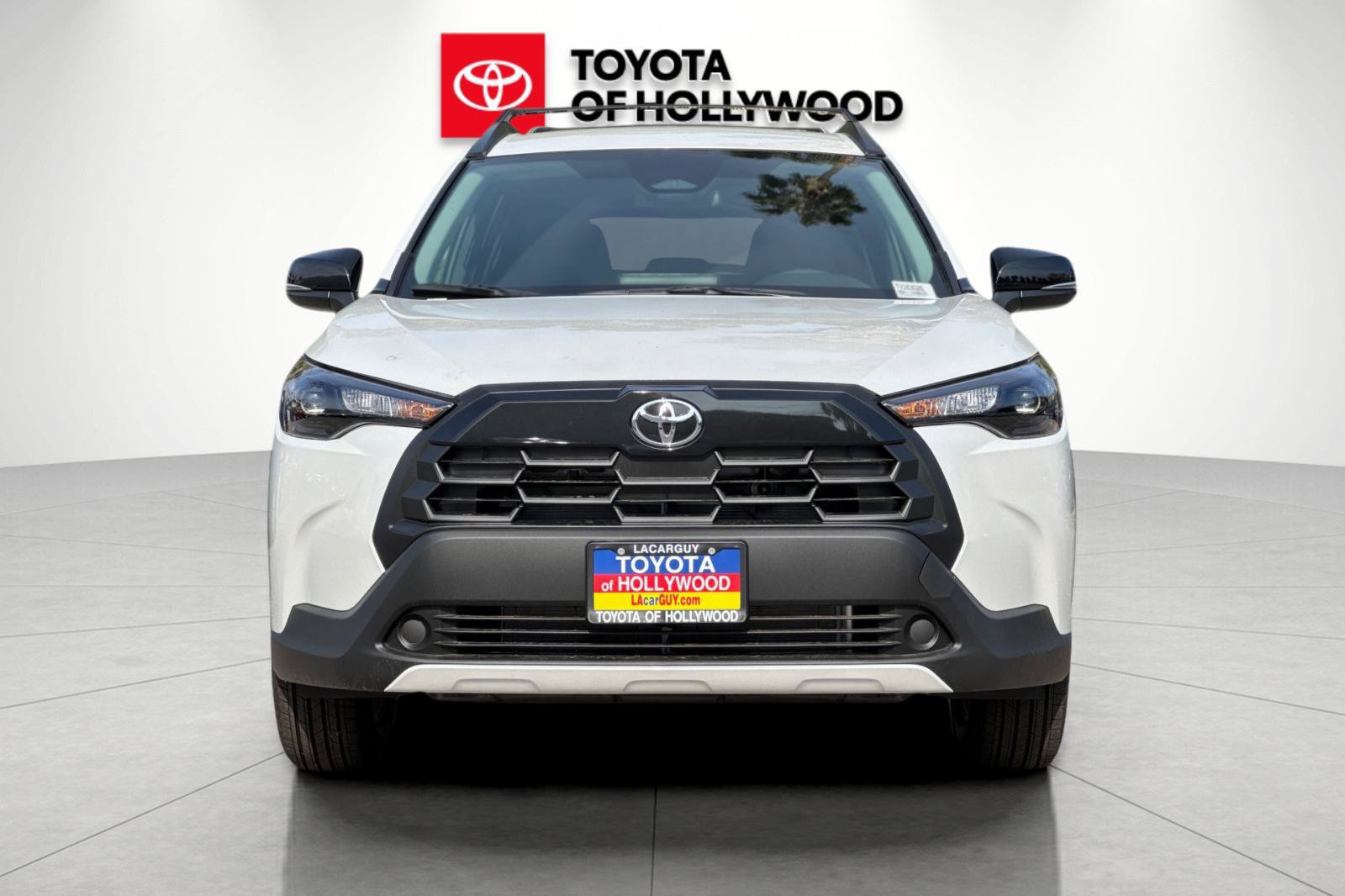 New 2026 Toyota Corolla Cross LE w/ Moonroof Package FWD image 8