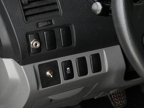 Used 2013 Toyota Tacoma 2WD Regular Cab image 21