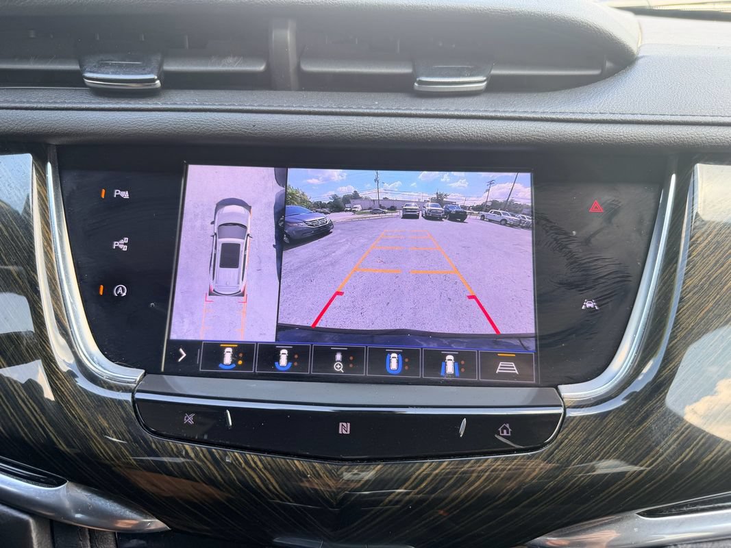 Used 2020 Cadillac XT6 Premium Luxury FWD image 22