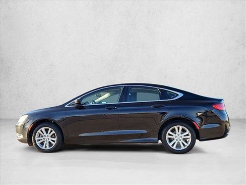 Used 2015 Chrysler 200 Limited w/ Convenience Group image 9