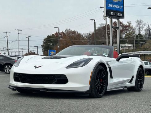 Used 2016 Chevrolet Corvette Z06 w/ 2LZ Preferred Equipment Group image 7