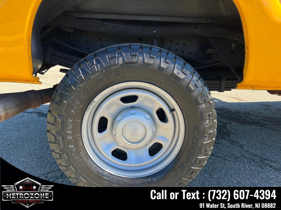 Used 2009 Ford F350 4x4 Regular Cab Super Duty image 26