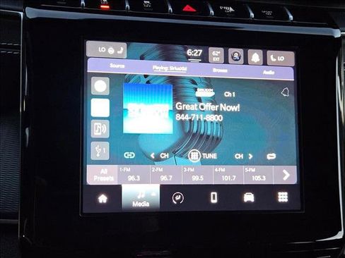 Used 2023 Jeep Grand Cherokee L Laredo image 10