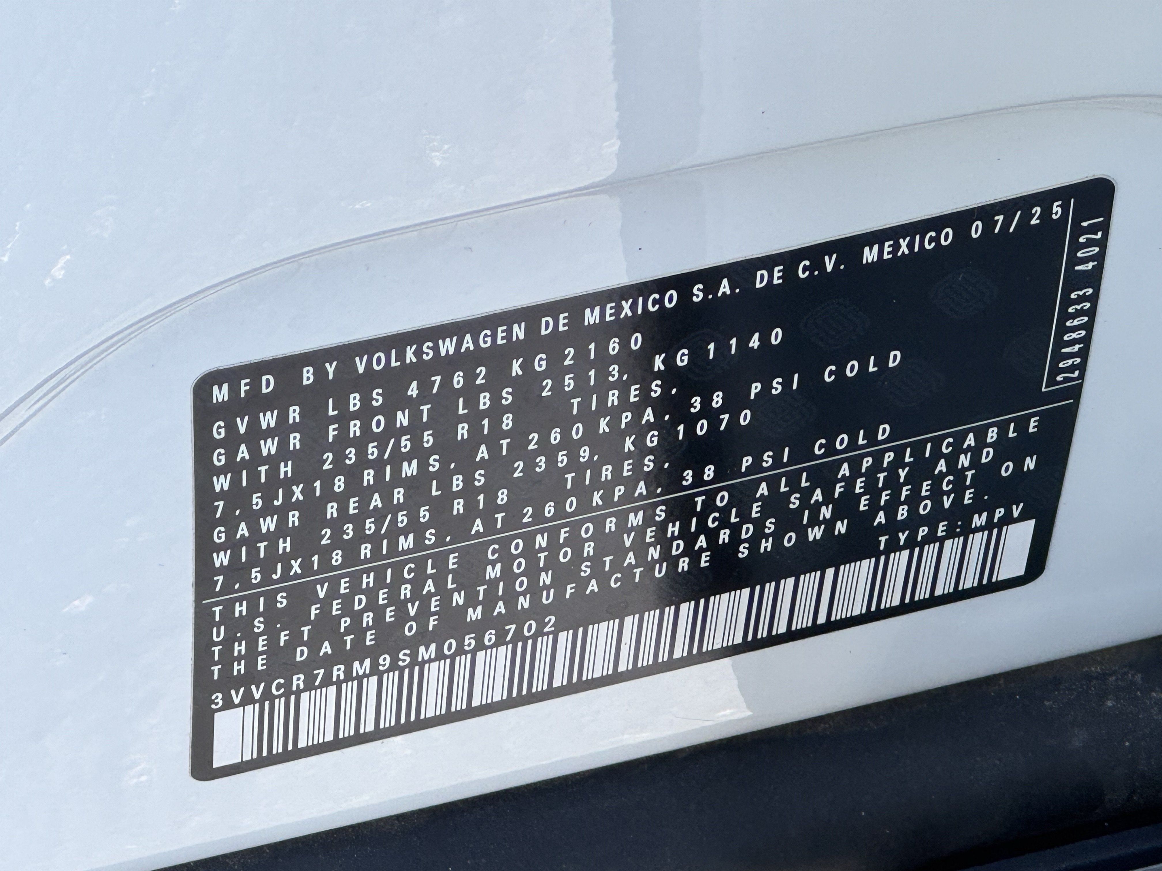 Certified 2025 Volkswagen Tiguan S FWD image 36