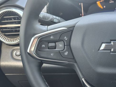 Used 2025 Chevrolet Trax ACTIV FWD image 31