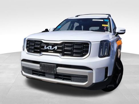Used 2025 Kia Telluride S AWD/4WD image 5